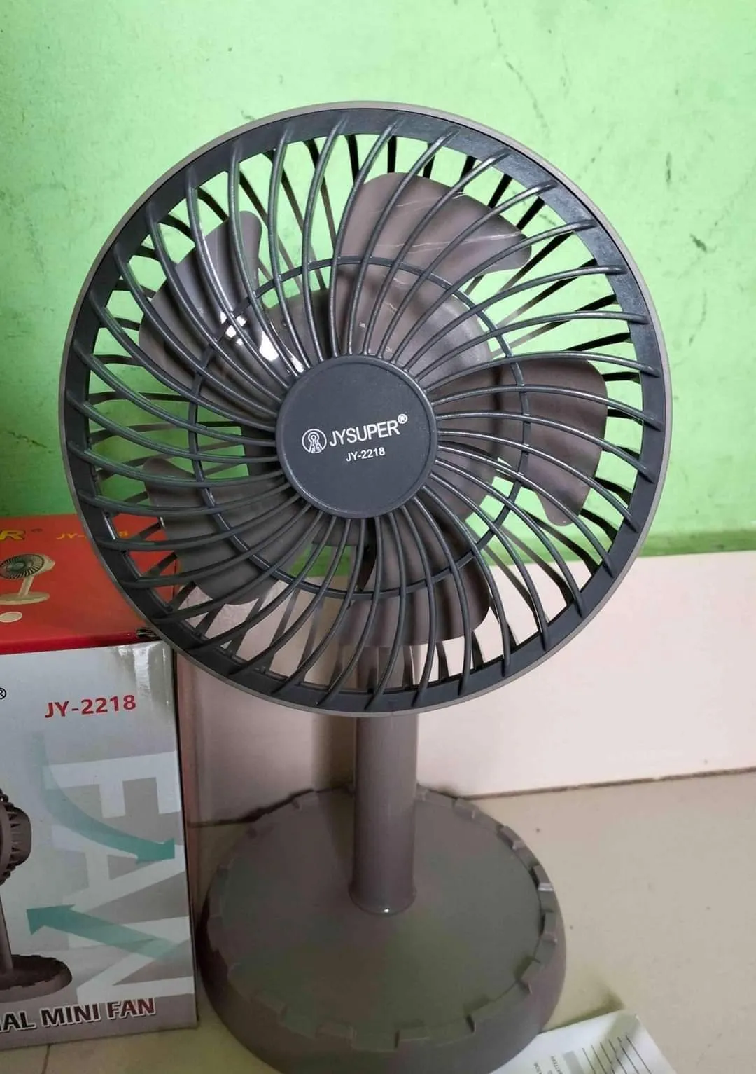 Jysuper 2218 rechargeable fan